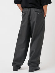 Pantalone in fresco lana con pieghe