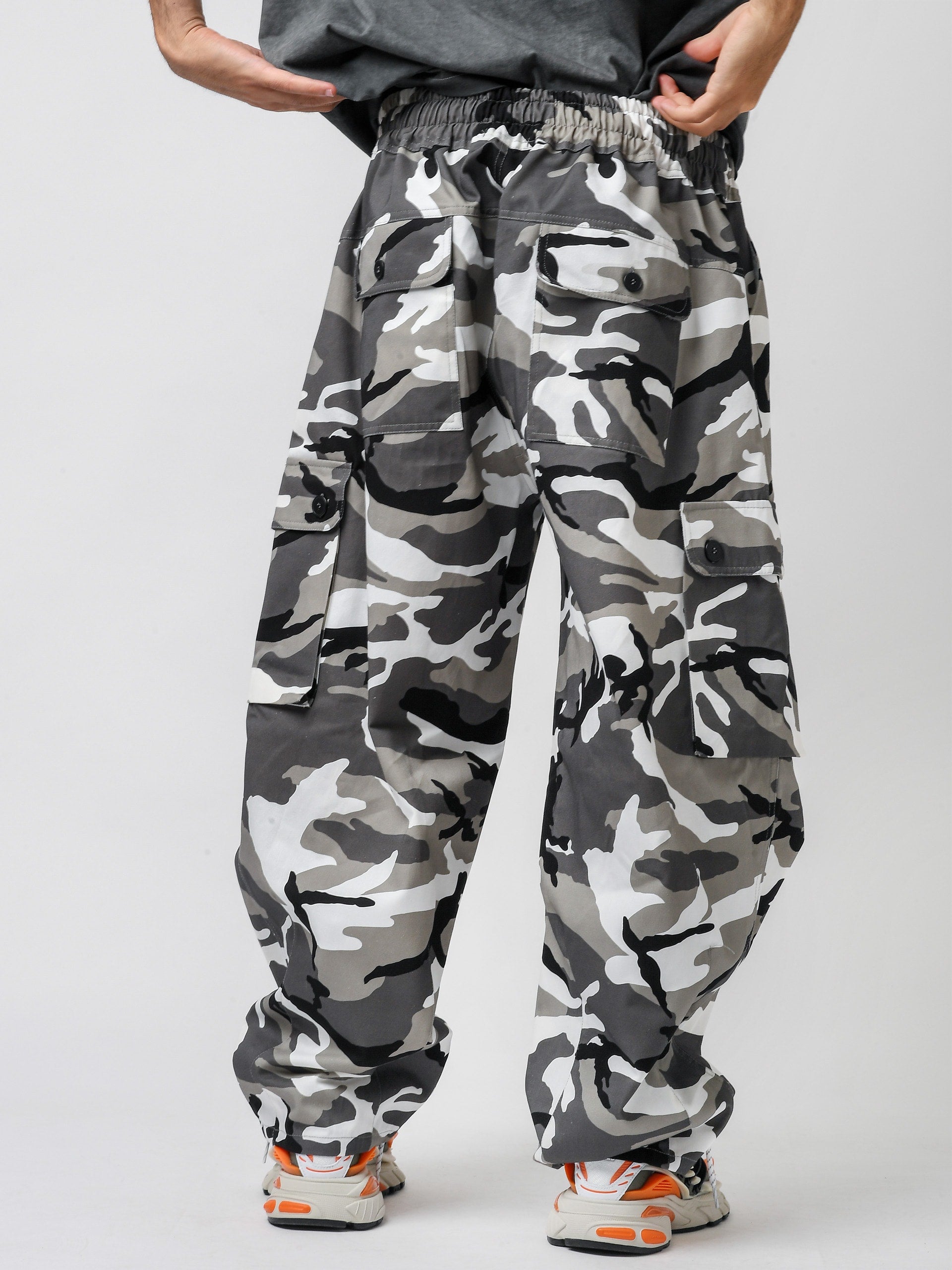 Pantalone cargo camouflage
